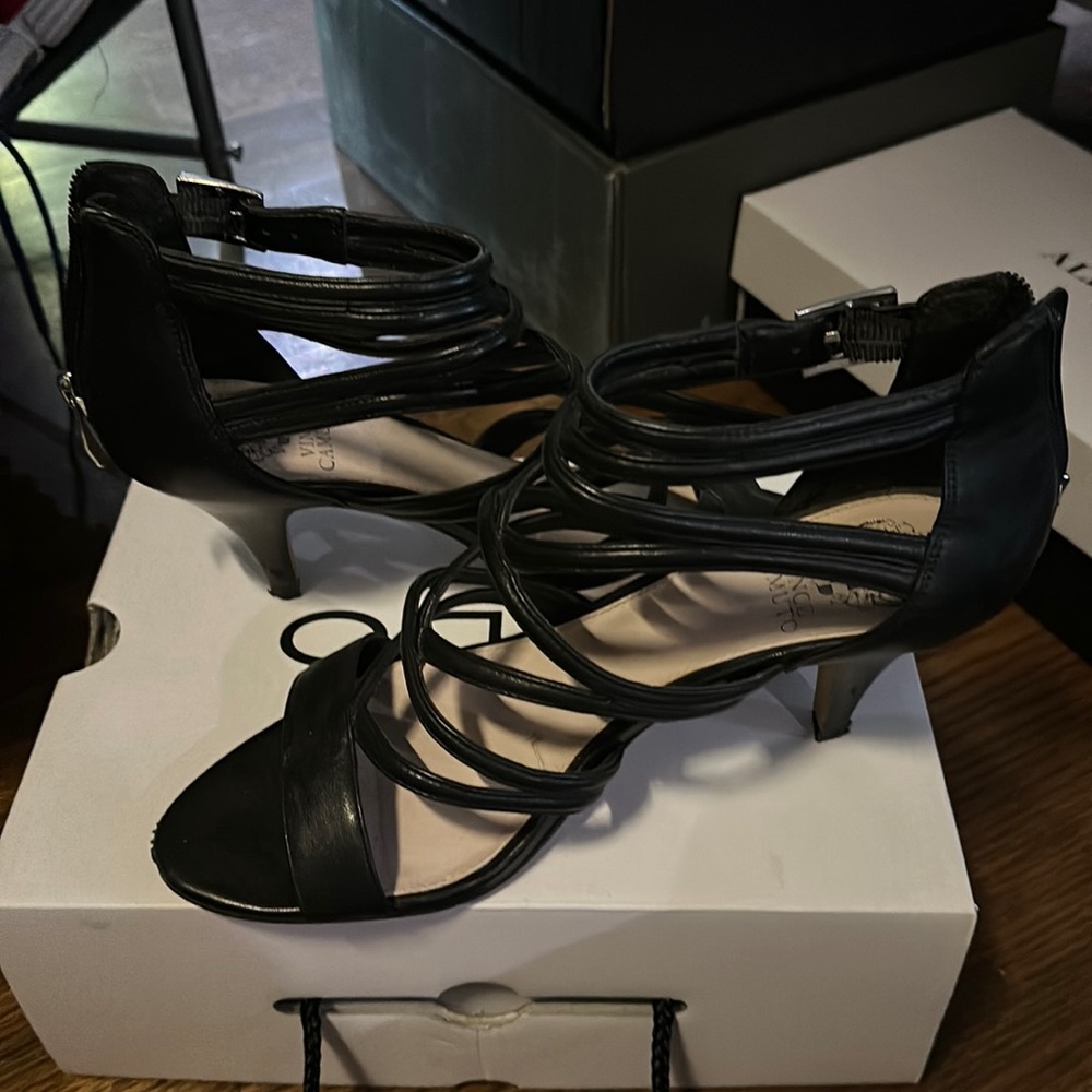 Vince Camuto black strap heel zip